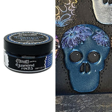 Charger l'image dans la galerie, Ranger - Dylusions Dyamond Rocks Embossing Powder - Tanzanite. Ultra thick embossing powder. .88 oz (25gr) At Embellish Away in Bowmanville Ontario Canada. Example by brand ambassador.