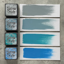 Cargar imagen en el visor de la galería, Ranger - Tim Holtz - Distress Mini Oxide Ink Pads Kit, #4 (4pc). Colours: Weathered Wood, Stormy Sky, Peacock Feathers and Salty Ocean. Available at Embellish Away in Bowmanville Ontario Canada.