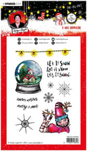 Charger l'image dans la galerie, Studio Light - ABM Clear Stamp - Christmas Snow Globe - Essentials - 148x210x1mm - 1 PC - nr.83. This set features a snow globe, a elf, snowflakes and a string of lights and also the perfect Christmas and Winter sentiments. 9 stamps. Size: 5.8x8.3 in. Available at Embellish Away located in Bowmanville Ontario Canada.