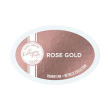 Charger l'image dans la galerie, Catherine Pooler - Eau De Perfection - Ink Pad - Select from Drop Down. Crisp and bright and oh, so Platinum shine. Quartz is a slightly-muted, pale pink ink. The Rose Gold Metallic Pigment Ink is a rich, mauve-toned gold in with lots of shine. Available at Embellish Away located in Bowmanville Ontario Canada.

