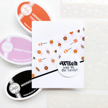 將圖片載入圖庫檢視器 Catherine Pooler - Layered Stencil - I want Candy. Available at Embellish Away located in Bowmanville Ontario Canada. Example by Kristie at Catherine Pooler Designs.
