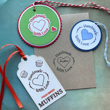將圖片載入圖庫檢視器 Gina K. Designs - Stamp &amp; Die Set - Handmade Holidays. Handmade Holidays is a stamp &amp; die set by Gina K Designs. This set is made of premium clear photopolymer and measures 6" X 8". Made in the USA. Available at Embellish Away located in Bowmanville Ontario Canada. Example by brand ambassador.
