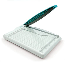 Charger l'image dans la galerie, Gina K. Designs - Tool - Guillotine Paper Trimmer. Self Sharpening blade. Cutting: 8.5". Available at Embellish Away located in Bowmanville Ontario Canada.
