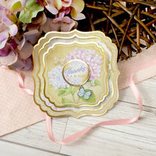 Charger l'image dans la galerie, Hunkydory - A4 Deluxe Craft Pads - Forever Florals Hydrangea. Each Pad comes with 4 different topper sets which each include their own foiled and die-cut topper sheet, foiled cardstock, printed cardstock and 2 matching inserts. Available at Embellish Away located in Bowmanville Ontario Canada.
