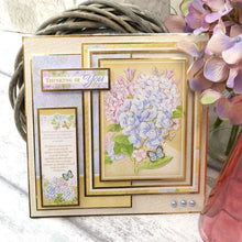Charger l'image dans la galerie, Hunkydory - A4 Deluxe Craft Pads - Forever Florals Hydrangea. Each Pad comes with 4 different topper sets which each include their own foiled and die-cut topper sheet, foiled cardstock, printed cardstock and 2 matching inserts. Available at Embellish Away located in Bowmanville Ontario Canada.
