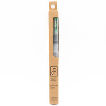 Cargar imagen en el visor de la galería, Prism Studio - Water Brush - Round Tip - Medium. All-purpose size for everyday painting and blending. Available at Embellish Away in Bowmanville Ontario Canada.
