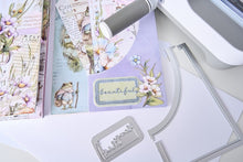 Cargar imagen en el visor de la galería, Sizzix - Thinlits Die Set by 49 And Market - Snap and Swap Slanted Pockets (9 pk). Available at Embellish Away located in Bowmanville Ontario Canada. Example by brand ambassador.
