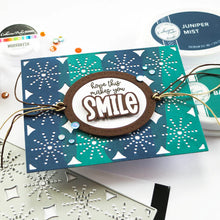 Charger l'image dans la galerie, Catherine Pooler - Cover Plate Die - Rays of Light. Add fun texture to your next card with the Rays of Light Cover Plate. This sun ray pattern die will be perfect white on white or with a wisp of color blended over top. Available at Embellish Away located in Bowmanville Ontario Canada. Card example by brand ambassador.
