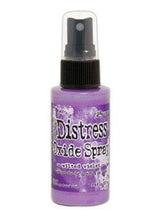 將圖片載入圖庫檢視器 Tim Holtz - Distress Oxide Spray. Creates oxidized effects when sprayed with water. Use for quick and easy ink coverage on porous surfaces. Spray through stencils, layer colors, spritz with water and watch the color mix and blend.  Available at Embellish Away located in Bowmanville Ontario Canada. Wilted Violet

