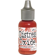 Charger l'image dans la galerie, Tim Holtz-Ranger Distress Oxides Reinkers. This water-reactive dye and pigment ink fusion creates an oxidized effect when sprayed with water. Use to re-ink Distress Oxide Ink Pads (sold separately). Available at Embellish Away located in Bowmanville Ontario Canada. Fired Brick
