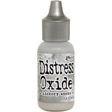 Charger l'image dans la galerie, Tim Holtz-Ranger Distress Oxides Reinkers. This water-reactive dye and pigment ink fusion creates an oxidized effect when sprayed with water. Use to re-ink Distress Oxide Ink Pads (sold separately). Available at Embellish Away located in Bowmanville Ontario Canada. Hickory Smoke
