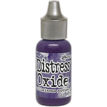 Charger l'image dans la galerie, Tim Holtz-Ranger Distress Oxides Reinkers. This water-reactive dye and pigment ink fusion creates an oxidized effect when sprayed with water. Use to re-ink Distress Oxide Ink Pads (sold separately). Available at Embellish Away located in Bowmanville Ontario Canada. Villainous Potion
